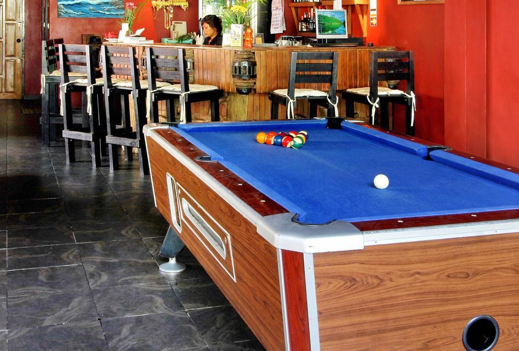 Karon Beach Pool Hotel Пхукет Екстер'єр фото