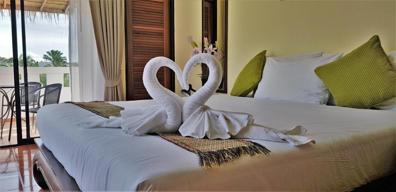 Karon Beach Pool Hotel Пхукет Екстер'єр фото